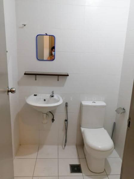 Kondominium untuk Dijual di The Wharf Residence - Shirlee Toh - Bathroom - PropertyGuru.com.my