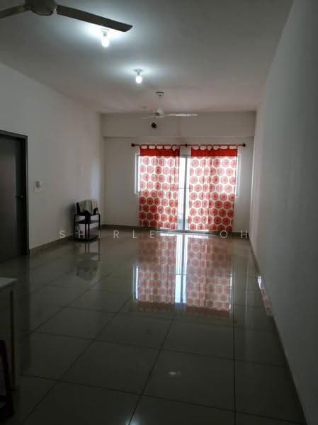 Kondominium untuk Dijual di The Wharf Residence - Shirlee Toh - Living Room - PropertyGuru.com.my