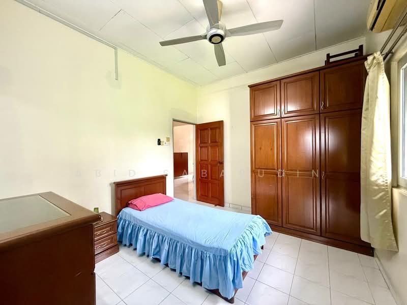 2-storey Terraced House for Sale in Taman Menegon Indah (Klang) - Abid Sabarudin - Bedroom - PropertyGuru.com.my