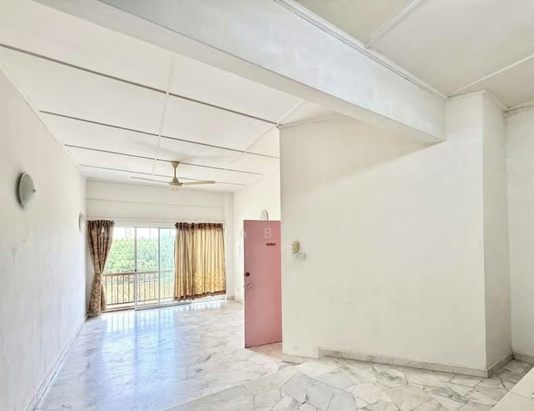 Pangsapuri untuk Dijual di Sri Kenangan - Abid Sabarudin - Living Room - PropertyGuru.com.my