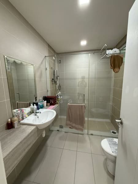 Service Residence for Sale at Summerton - Minggie . - Bathroom - PropertyGuru.com.my