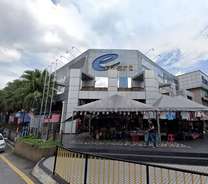 Shop for Sale in Pudu (KL City Centre) - Stanley Yap - Exterior - PropertyGuru.com.my