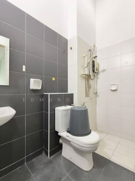 2-storey Terraced House for Rent in Bukit Indah (Iskandar Puteri (Nusajaya)) - Edmund Ling - Bathroom - PropertyGuru.com.my