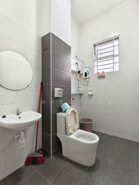 2-storey Terraced House for Rent in Bukit Indah (Iskandar Puteri (Nusajaya)) - Edmund Ling - Bathroom - PropertyGuru.com.my