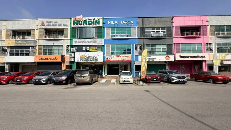 Shop for Rent in Shah Alam (Selangor) - Dr Shahril Nizam - Exterior - PropertyGuru.com.my