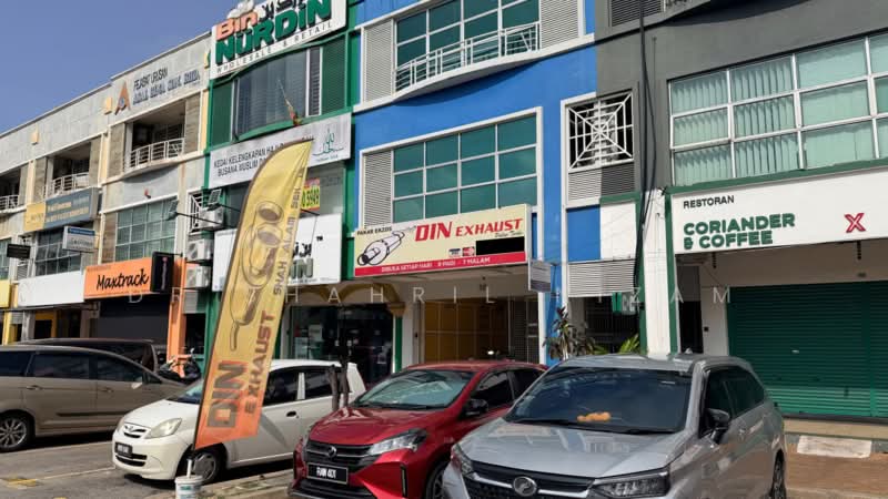 Shop for Rent in Shah Alam (Selangor) - Dr Shahril Nizam - Exterior - PropertyGuru.com.my