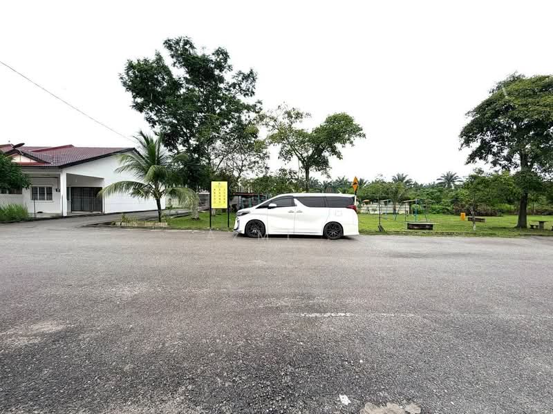 1-storey Terraced House for Sale in Meru (Klang) - Azmi . - PropertyGuru.com.my