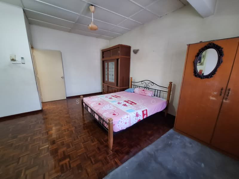 2-storey Terraced House for Sale in Taman Serdang Raya (Seri Kembangan) - Sean Loo - Bedroom - PropertyGuru.com.my