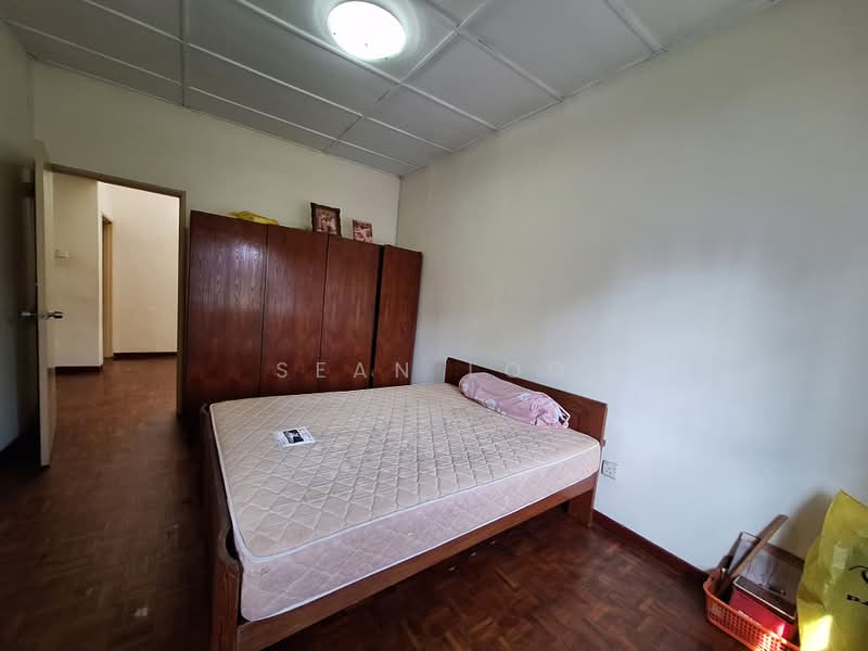 2-storey Terraced House for Sale in Taman Serdang Raya (Seri Kembangan) - Sean Loo - Bedroom - PropertyGuru.com.my