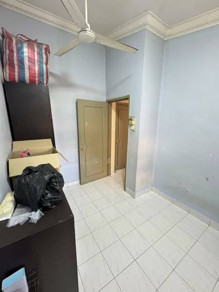 1.5-storey Terraced House for Sale in Taman Pelangi Indah (Ulu Tiram) - Sausa Lee - PropertyGuru.com.my
