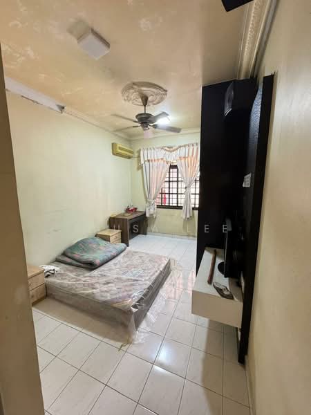 1.5-storey Terraced House for Sale in Taman Pelangi Indah (Ulu Tiram) - Sausa Lee - PropertyGuru.com.my