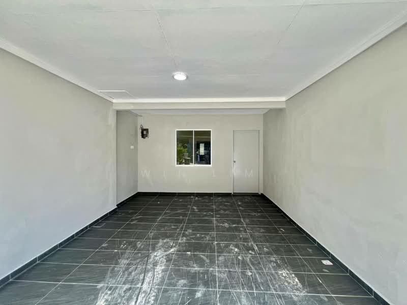 Rumah Teres 2 Tingkat untuk Dijual di Taman Intan Kluang (Kluang) - Win Lim - Interior - PropertyGuru.com.my