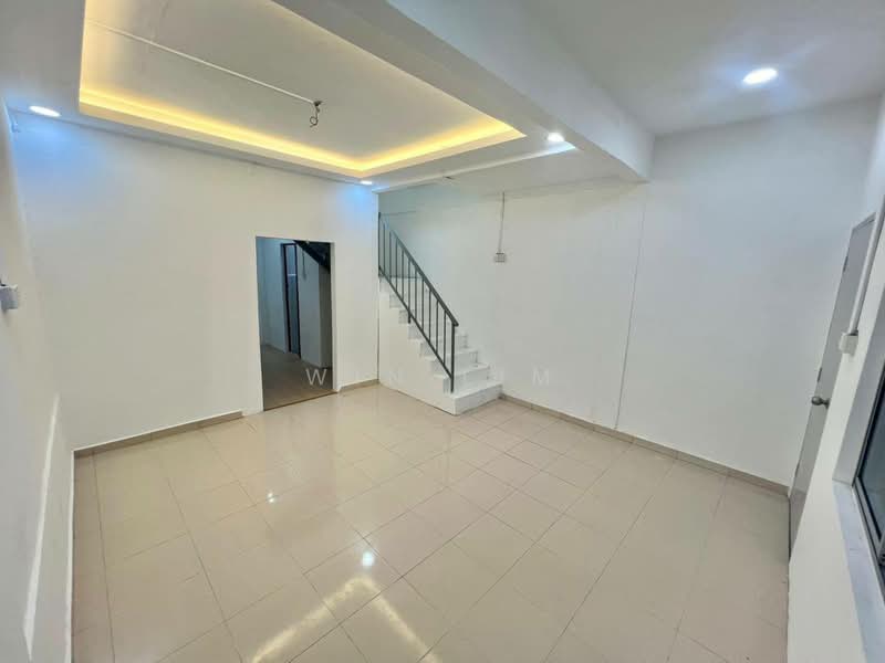 Rumah Teres 2 Tingkat untuk Dijual di Taman Intan Kluang (Kluang) - Win Lim - Interior - PropertyGuru.com.my