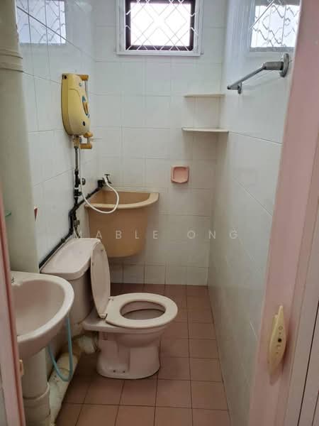 Apartment for Rent at Tanjung Court - Mable Ong - Bathroom - PropertyGuru.com.my
