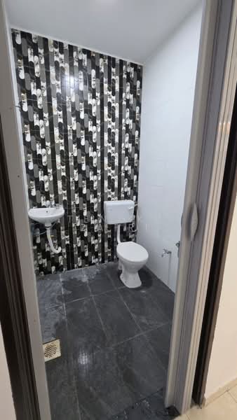 Rumah Teres 1 Tingkat untuk Dijual di Taman Nilai Perdana (Nilai) - Tengku Zairi - PropertyGuru.com.my
