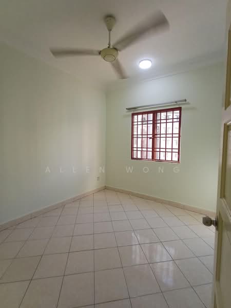 Apartment for Rent at Bayu Puteri - Allen Wong - Second Room - PropertyGuru.com.my