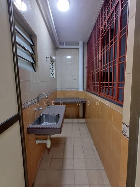 Apartment for Rent at Bayu Puteri - Allen Wong - Wet Kitchen - PropertyGuru.com.my