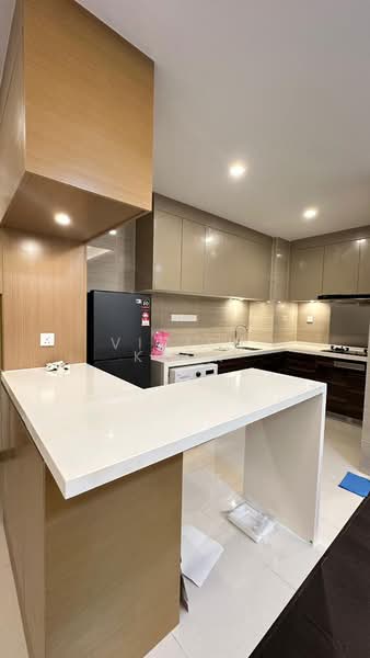 Apartment for Rent at R&F Princess Cove Phase 2-Seine Region - Vivien Keck - Kitchen - PropertyGuru.com.my