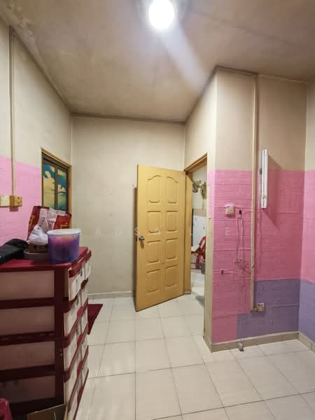 Rumah Teres 2 Tingkat untuk Dijual di Taman Desa Cemerlang (Ulu Tiram) - Sausa Lee - Interior - PropertyGuru.com.my