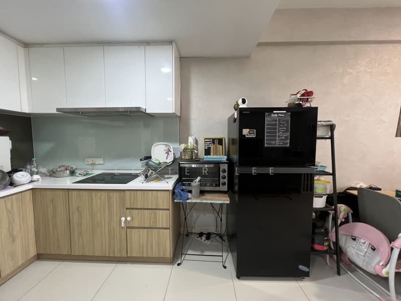 Servis Apartment untuk Dijual di Radia Residences - Lester Lee - Kitchen - PropertyGuru.com.my