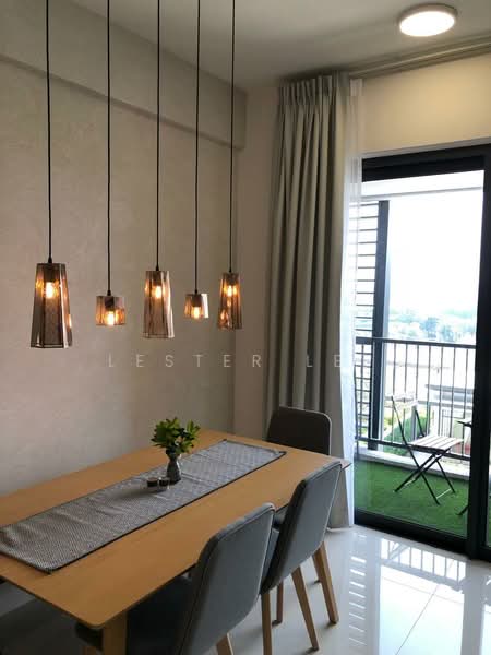 Servis Apartment untuk Dijual di Radia Residences - Lester Lee - Dining Room - PropertyGuru.com.my