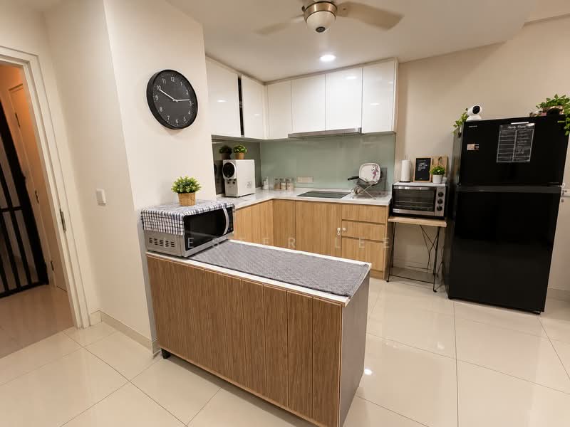 Kediaman Servis untuk Dijual di Radia Residences - Lester Lee - Kitchen - PropertyGuru.com.my