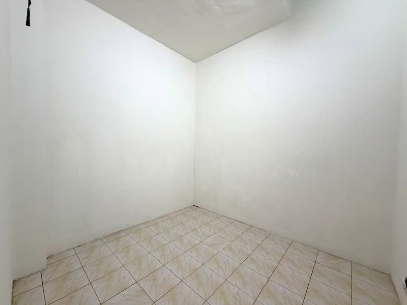 1-storey Terraced House for Sale in Klang (Selangor) - Fauran Nawawi - PropertyGuru.com.my