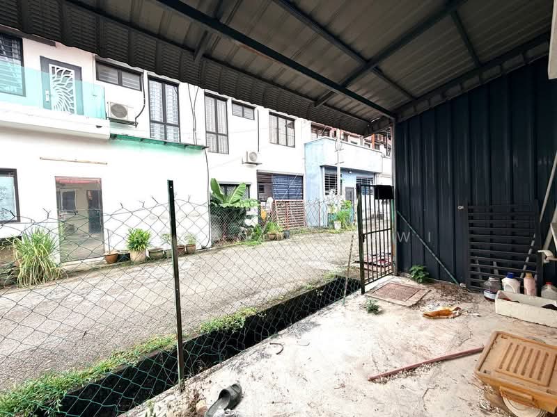 1-storey Terraced House for Sale in Klang (Selangor) - Fauran Nawawi - PropertyGuru.com.my