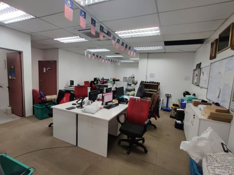 Kilang Terpisah untuk Disewa di Kawasan Perusahaan Nilai 3 (Nilai) - Dennis Chang - Interior - PropertyGuru.com.my