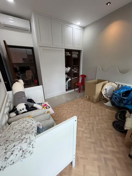Rumah Teres untuk Dijual di Taman Scientex Pasir Gudang (Pasir Gudang) - Daniel Yong - Bedroom - PropertyGuru.com.my