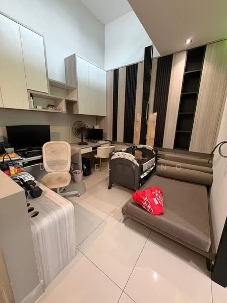 Rumah Teres untuk Dijual di Taman Scientex Pasir Gudang (Pasir Gudang) - Daniel Yong - Study - PropertyGuru.com.my