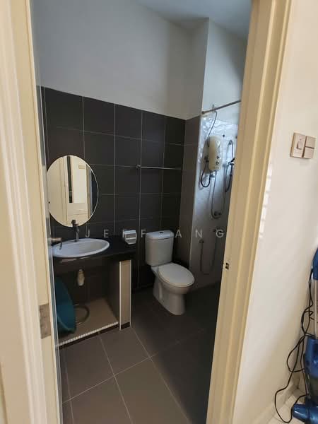 2-storey Terraced House for Sale in Taman Perling (Perling) - Jeff Ang - Bathroom - PropertyGuru.com.my
