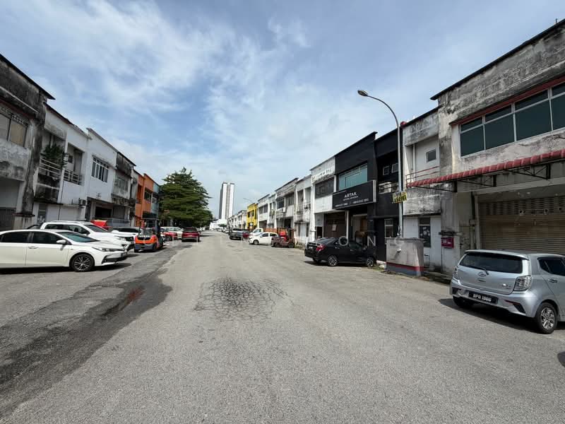 Factory for Sale in Jalan Klang Lama (Old Klang Road) (Kuala Lumpur) - Celine Yong - Exterior - PropertyGuru.com.my