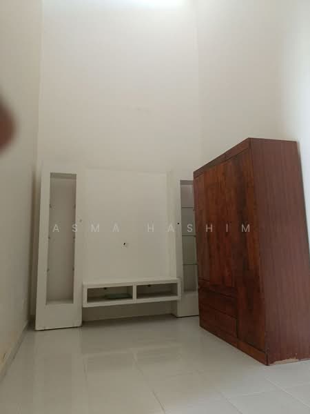 2-storey Terraced House for Sale in Saujana Rawang (Rawang) - Asma Hashim - PropertyGuru.com.my