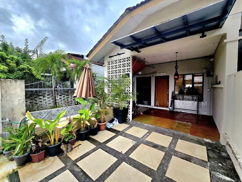 Rumah Teres 1 Tingkat untuk Dijual di Taman Nusari Bayu (Bandar Sri Sendayan) - Fauzan bin Sahrom - PropertyGuru.com.my