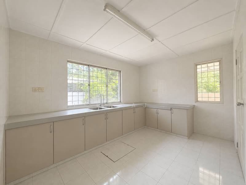 2-storey Terraced House for Sale in Taman Wawasan (Puchong) - Loharaj . - Kitchen - PropertyGuru.com.my