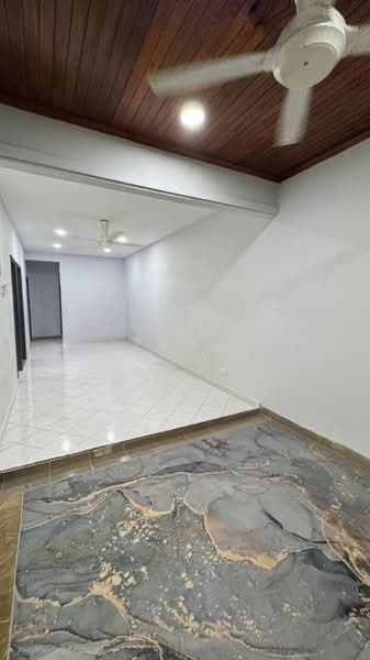 1-storey Terraced House for Sale in Bandar Rinching (Semenyih) - Zack Yahya - PropertyGuru.com.my