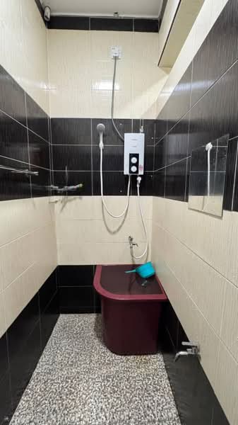 1-storey Terraced House for Sale in Bandar Rinching (Semenyih) - Zack Yahya - PropertyGuru.com.my