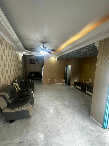 2-storey Terraced House for Sale in Taman Sri Putri (Skudai) - Han Yong Ang - Living Room - PropertyGuru.com.my