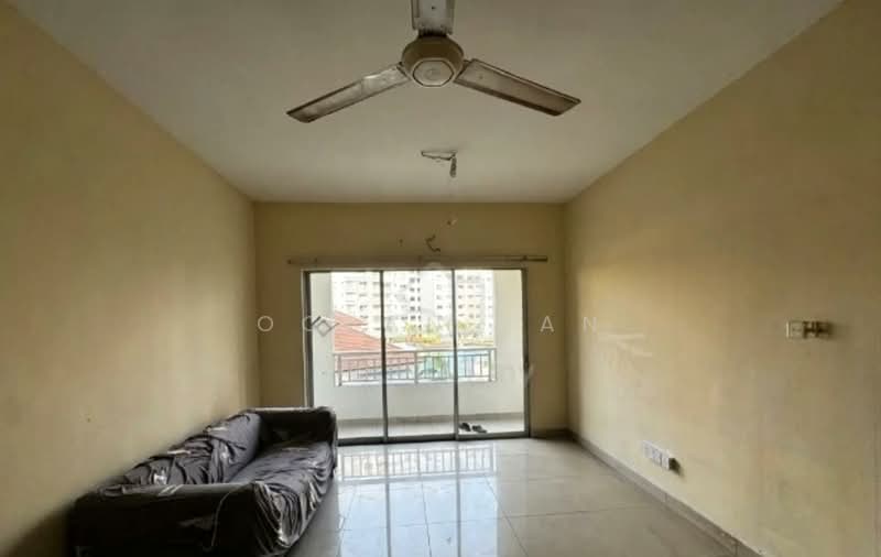 Kondominium untuk Disewa di Suriamas - Ocean Tan - Living Room - PropertyGuru.com.my