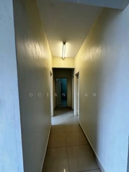 Kondominium untuk Disewa di Suriamas - Ocean Tan - Corridor - PropertyGuru.com.my
