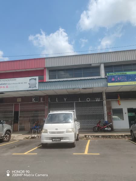 Kedai / Pejabat untuk Dijual di Seksyen 36 (Shah Alam) - Kelly Low - PropertyGuru.com.my