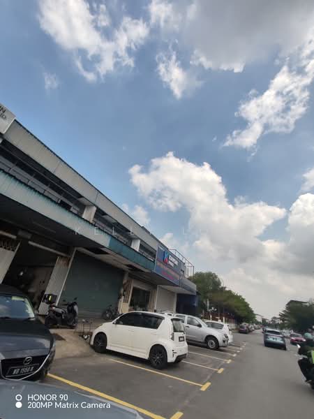 Kedai / Pejabat untuk Dijual di Seksyen 36 (Shah Alam) - Kelly Low - PropertyGuru.com.my
