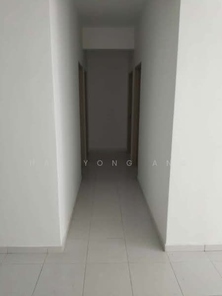 Flat for Sale at Seri Nilam - Han Yong Ang - Corridor - PropertyGuru.com.my