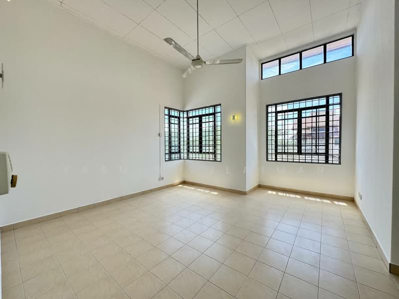 Rumah Teres 2-Tingkat untuk Dijual di Bukit Jelutong (Shah Alam) - Yasmin Sulaiman - PropertyGuru.com.my