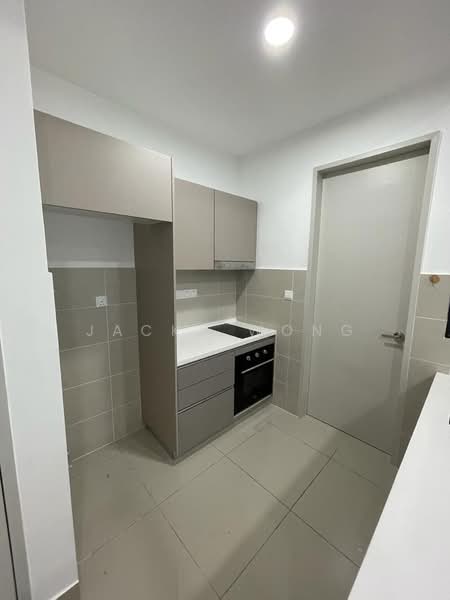 Servis Apartment untuk Disewa di Citizen 2 - Jacky Wong - Kitchen - PropertyGuru.com.my