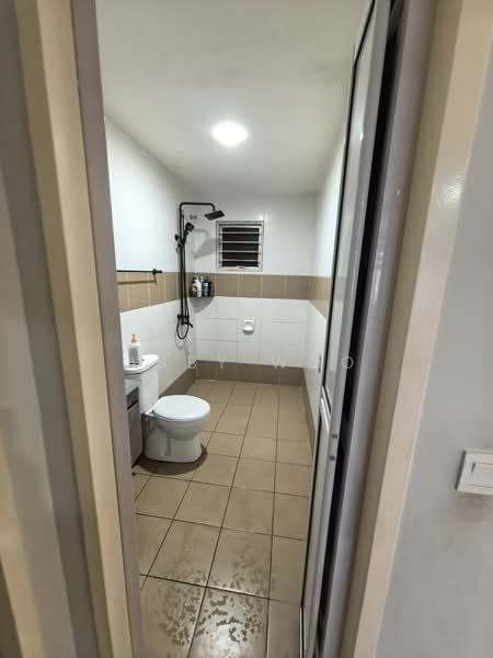 Pangsapuri untuk Disewa di Serunai - Abby Woo - Bathroom - PropertyGuru.com.my