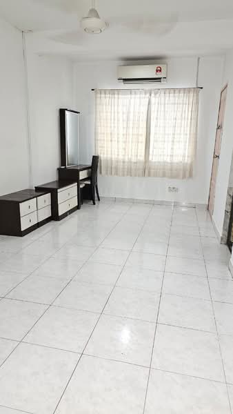 2-storey Terraced House for Sale in Taman Sri Muda (Shah Alam) - Joanna Tan - Bedroom - PropertyGuru.com.my