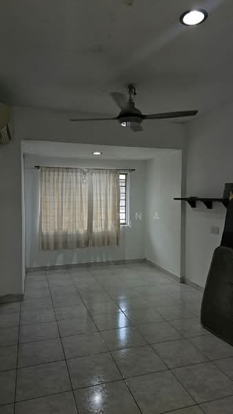 2-storey Terraced House for Sale in Taman Sri Muda (Shah Alam) - Joanna Tan - Living Room - PropertyGuru.com.my
