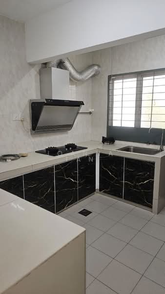 2-storey Terraced House for Sale in Taman Sri Muda (Shah Alam) - Joanna Tan - Kitchen - PropertyGuru.com.my
